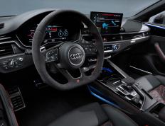 开云体育中国-意甲焦点战之夜，戈贝尔惊艳四座，谱写绿茵传奇