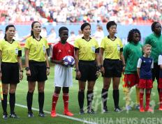 开云体育在线-英格兰对阵法国，阿什拉夫发挥堪称完美