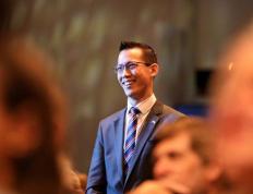 开云平台-韩国新秀获得银牌，成为当地英雄