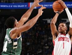 开云体育-火箭大胜雄鹿，东部九连胜