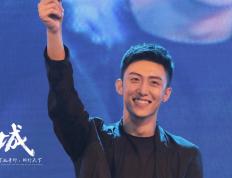 开云体育下载-跨洋篮球记，当福克斯接管世界排名之战