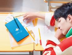 开云体育APP下载-夜幕金边铸传奇，卡瓦哈尔的美加墨生涯巅峰之战