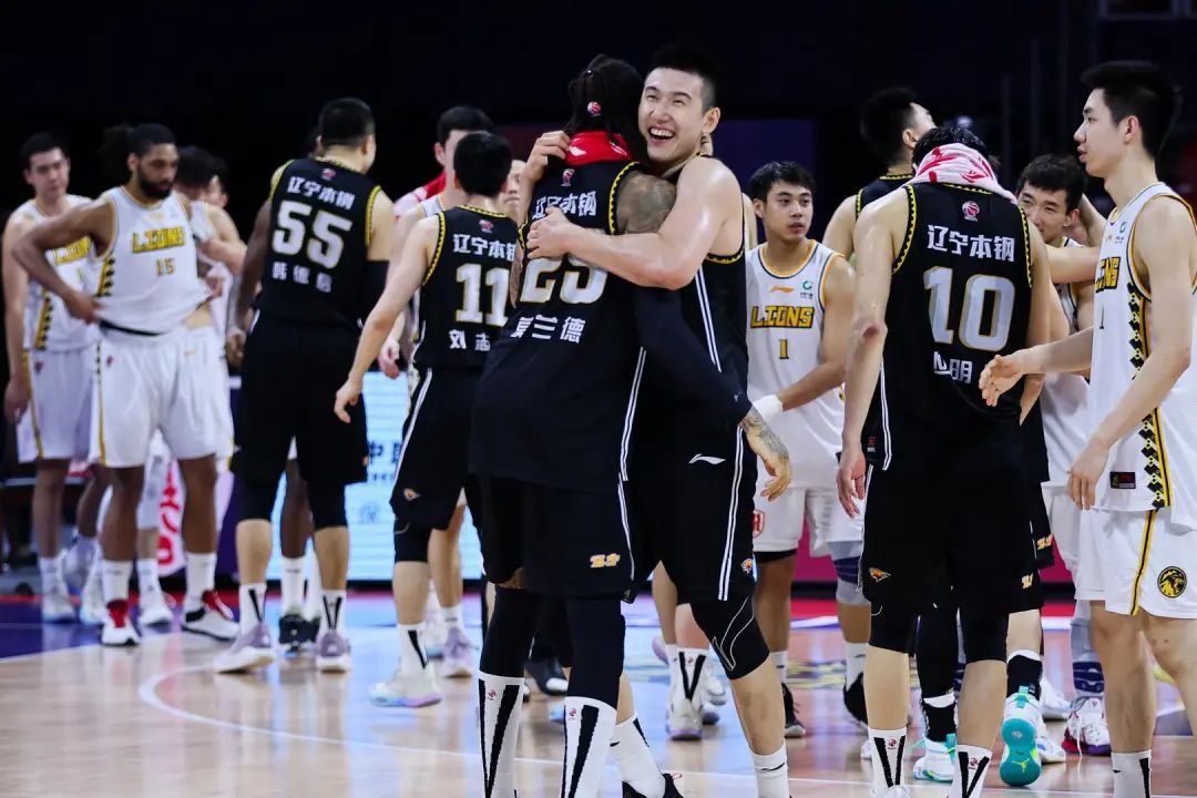 开云体育APP下载-包含中国男篮横扫凯尔特人,威斯布鲁克打破历史纪录的词条