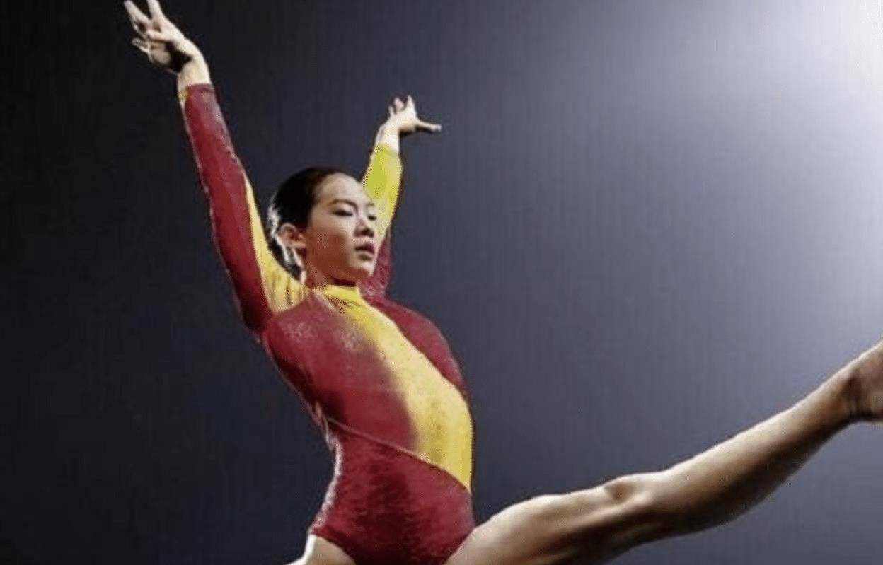 开云官网-体操明星选手受伤退赛，引发热议