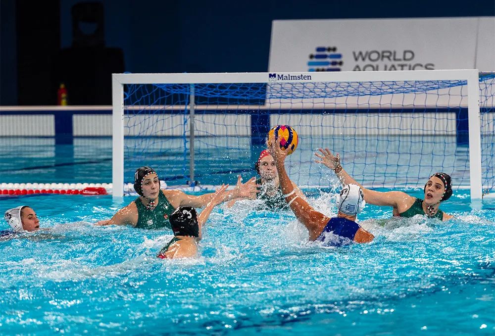 开云体育APP下载-包含游泳总决赛即将打响,冠军归属成谜的词条