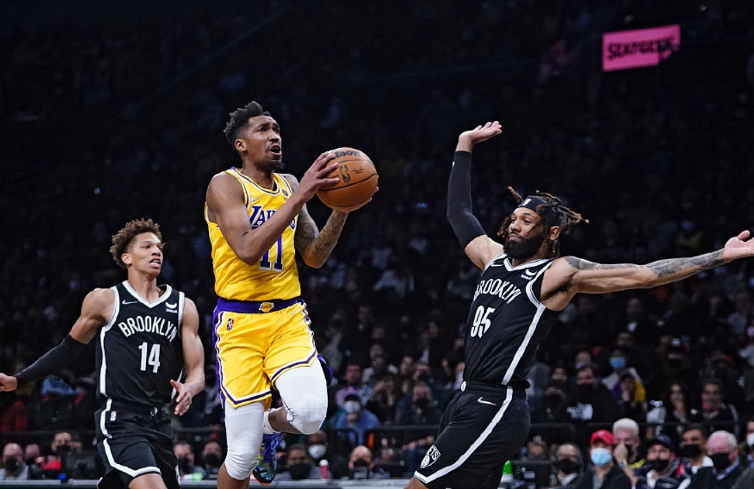 开云官网-包含篮网完胜四川队，麦科勒姆统治全场的词条