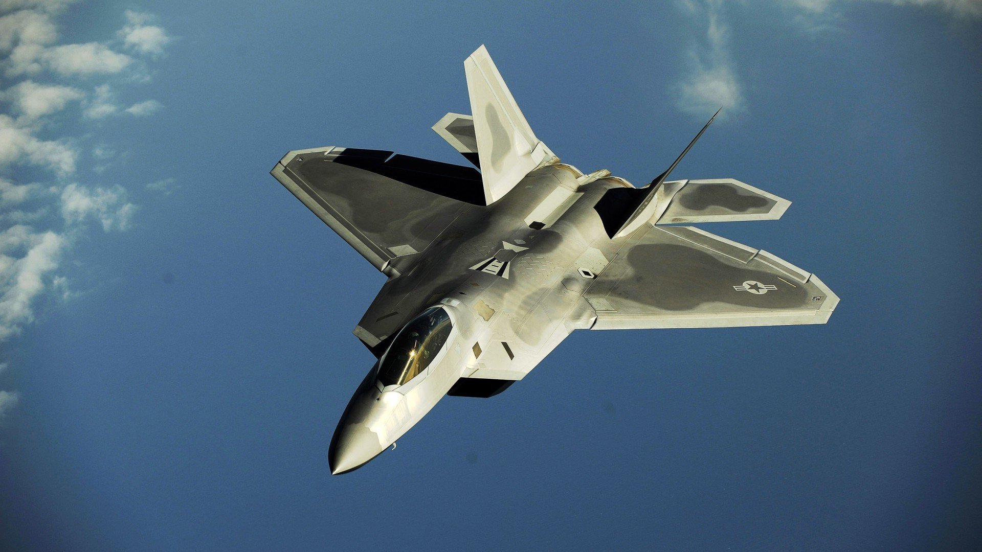 开云体育中国-北境阳光映照费城，华彩三重奏与孤胆英雄的博弈之舞