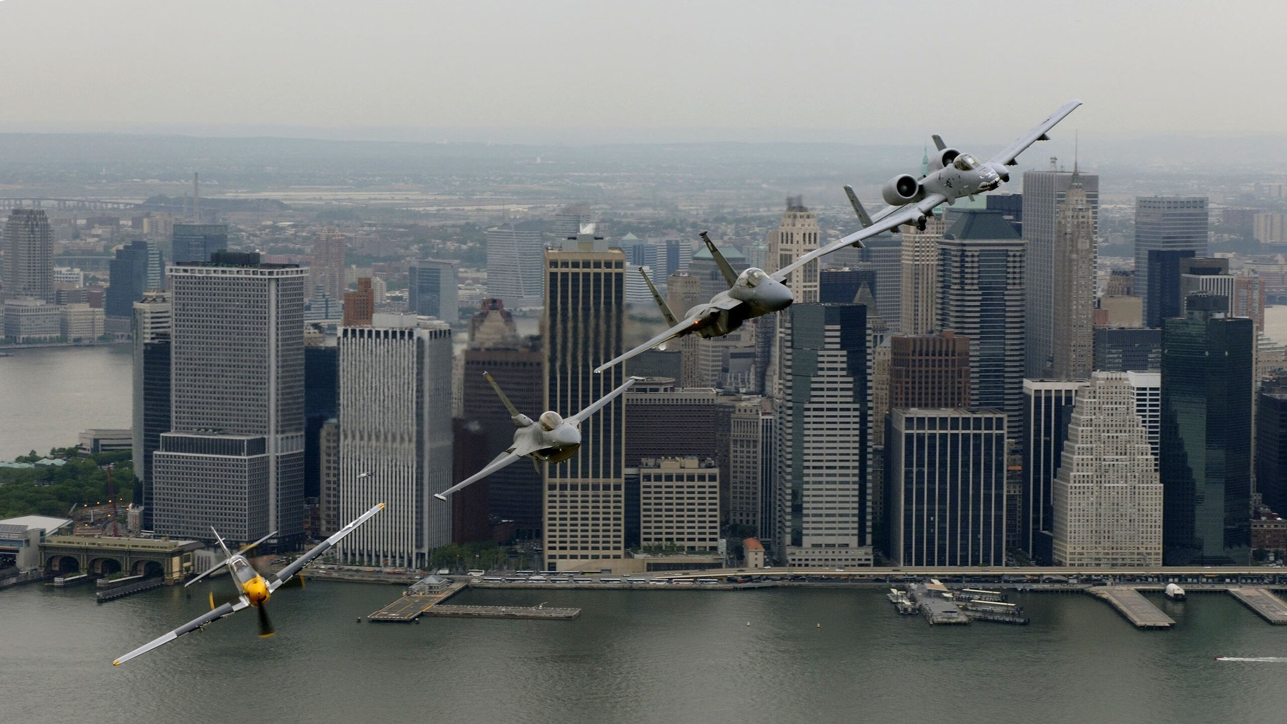 开云平台-从美加墨世界杯烽火到国内赛场，广东力克上海，双线战场见证体育荣光