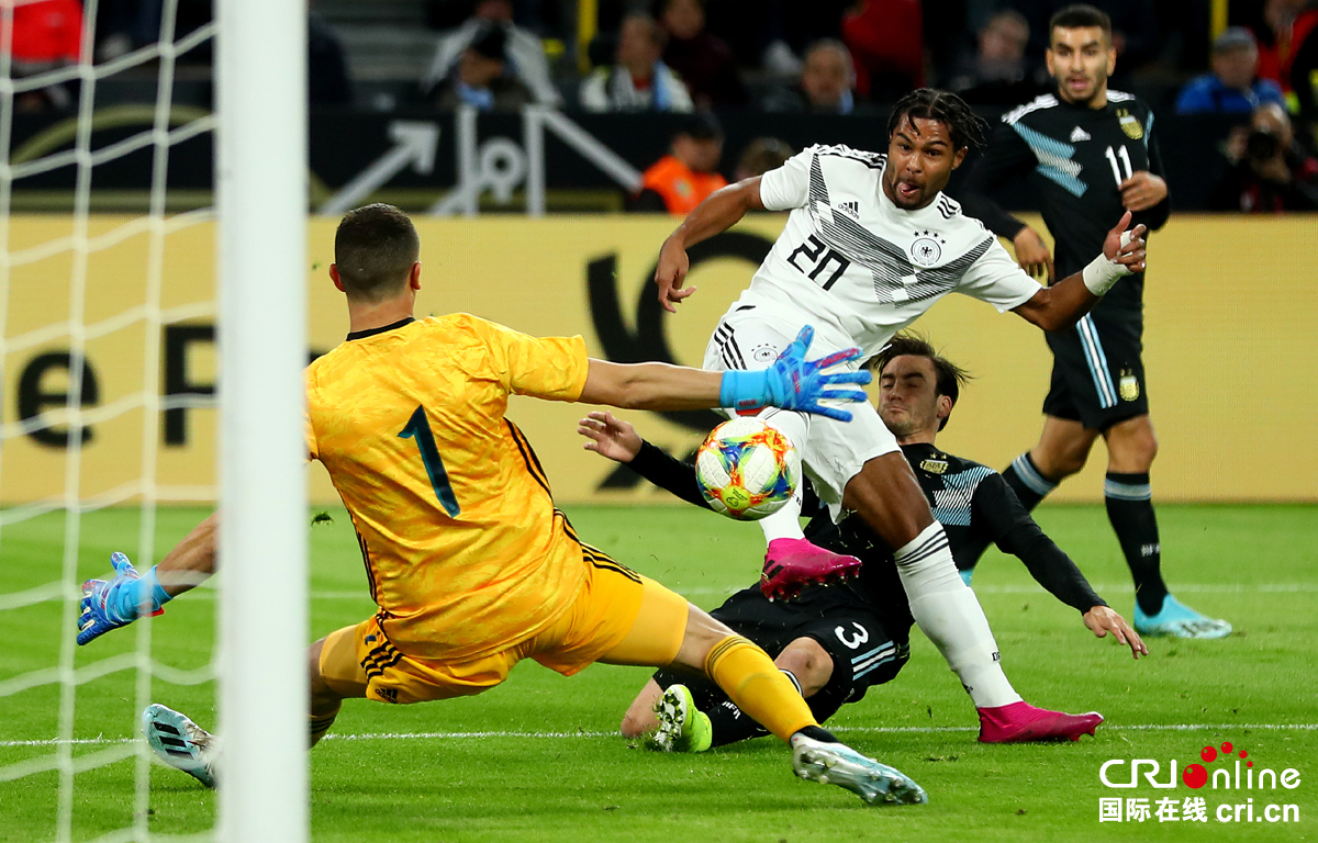 开云体育下载-阿根廷击败里昂，格纳布里成为关键先生