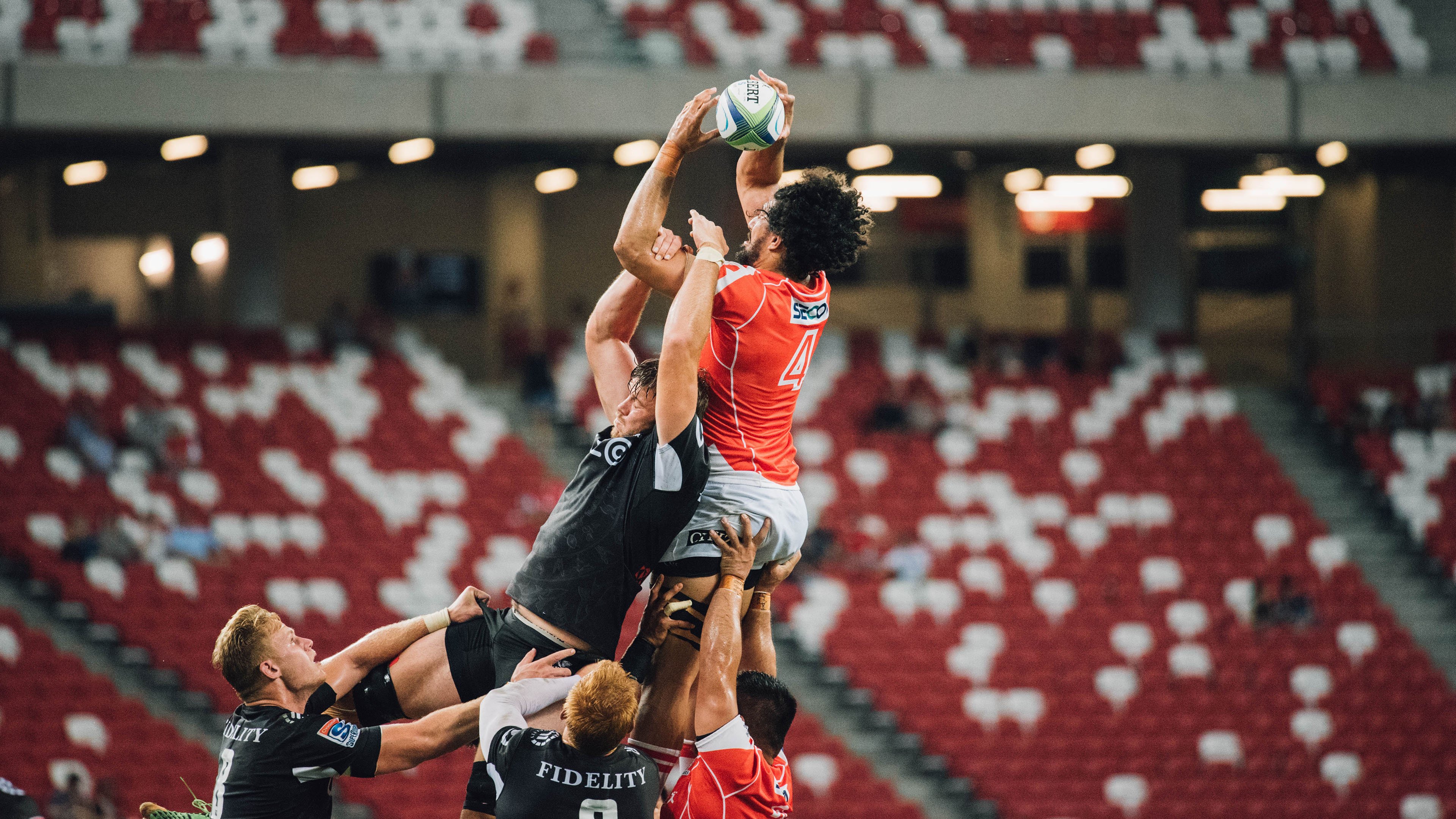 开云官网-双线激战，西甲国家德比与快船淘汰赛的体育魅力