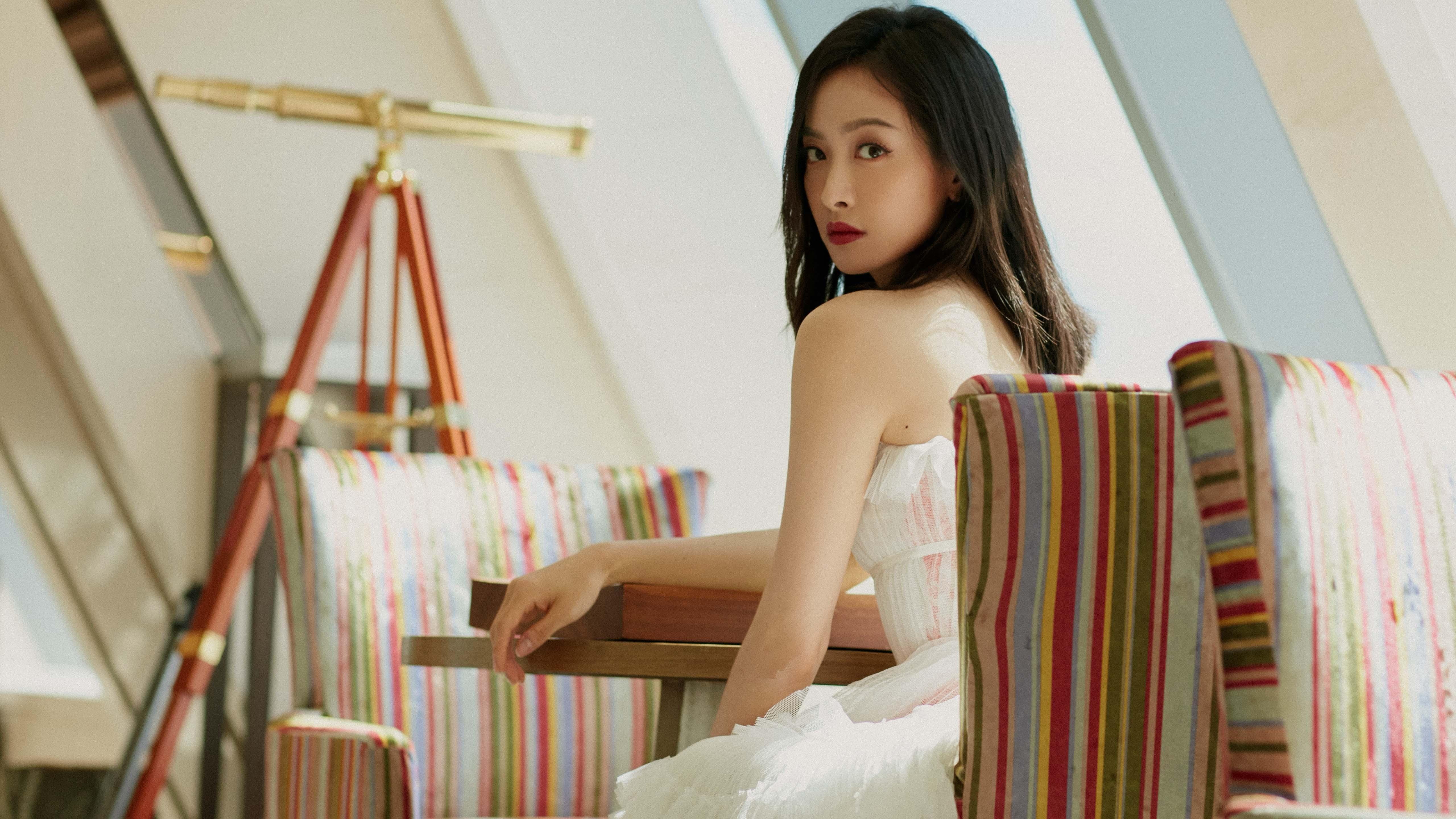 开云体育下载-奥亚尔萨瓦尔手术刀般切割防线，摩纳哥战术碾压制伏莱比锡红牛