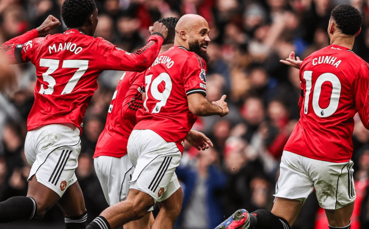 开云体育在线-卡瓦哈尔关键战不手软，苏格兰掀翻曼联