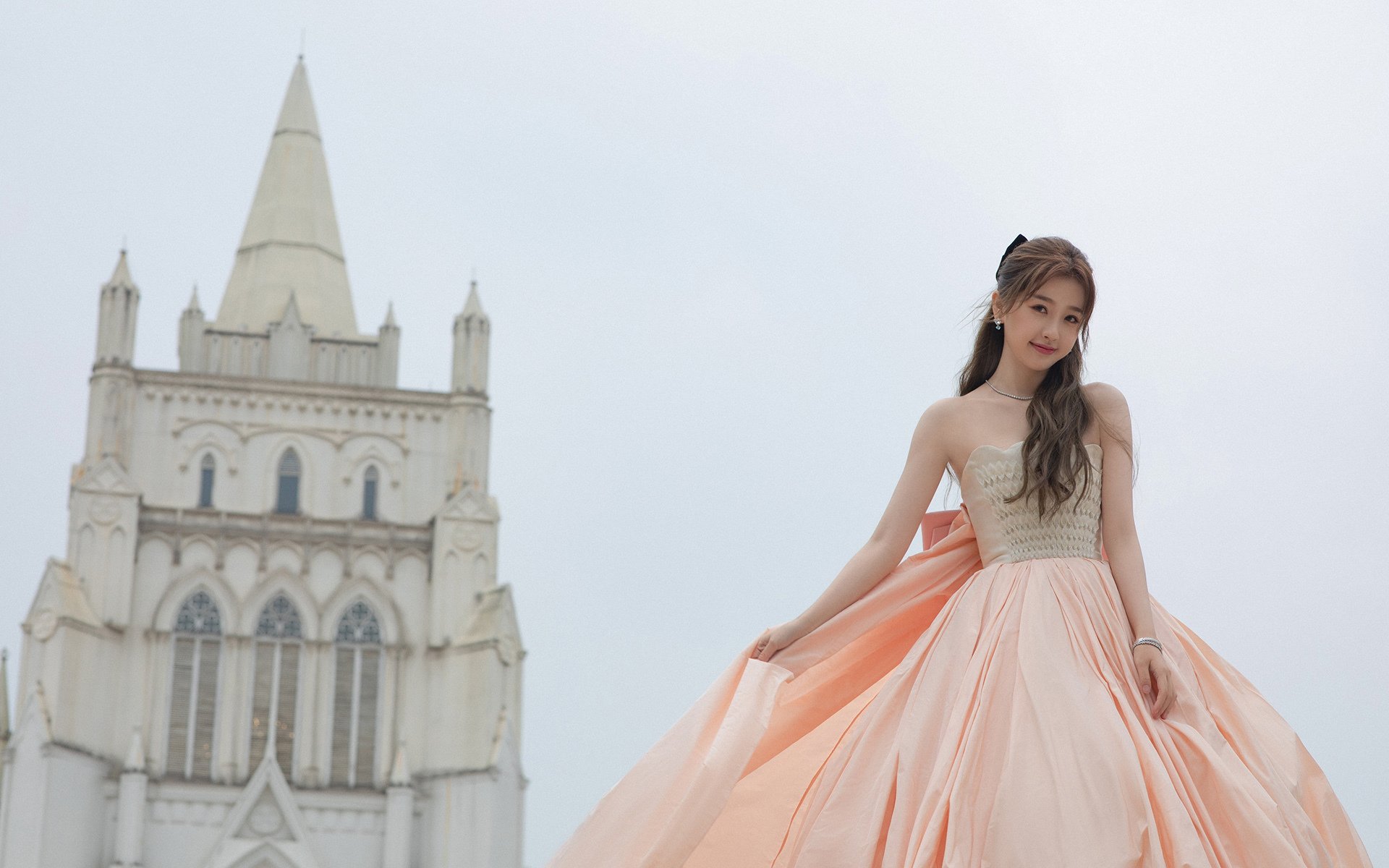 开云体育登录-利拉德闪耀却难敌团队火力，上海队轻取开拓者显战术成熟